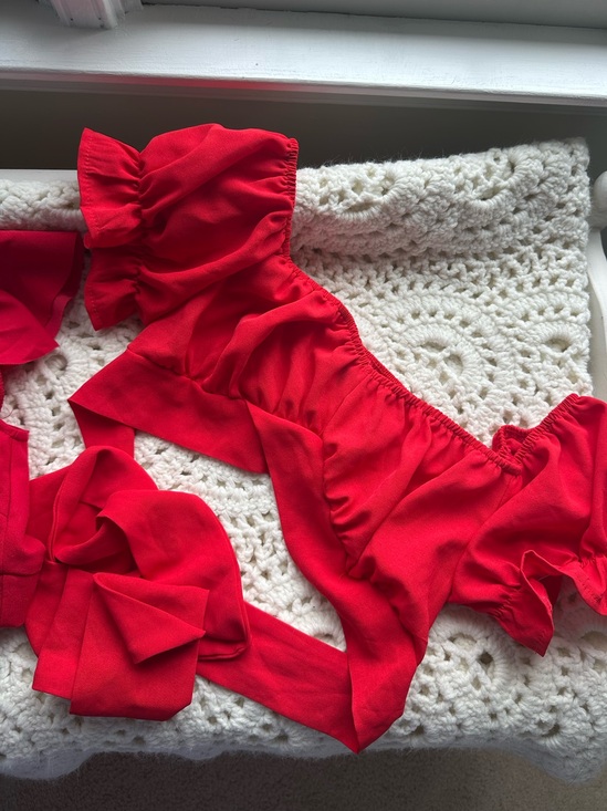 Tops - Red Ruffle Crop Tops